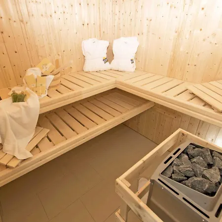 Reetperle - Mit Sauna * Lobbe