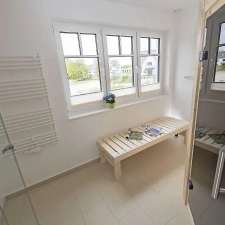 Reetperle - Mit Sauna * Lobbe