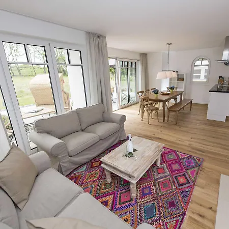 Reetperle - Mit Sauna Lobbe