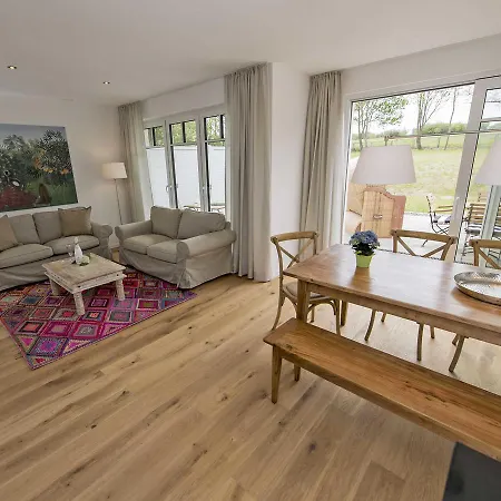 Vakantiehuis Reetperle - Mit Sauna Lobbe
